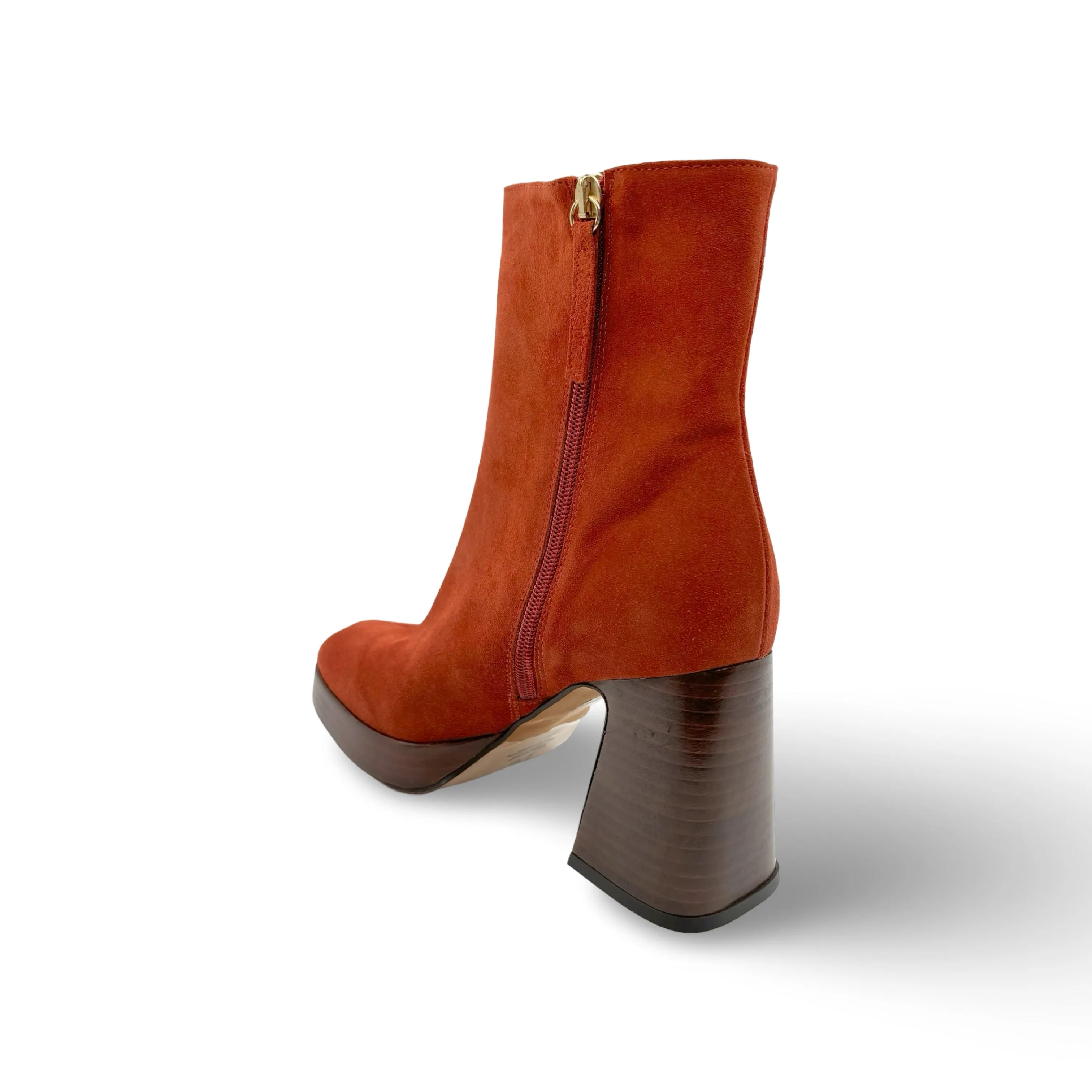 24604 Silmia Sienna Platform Boot