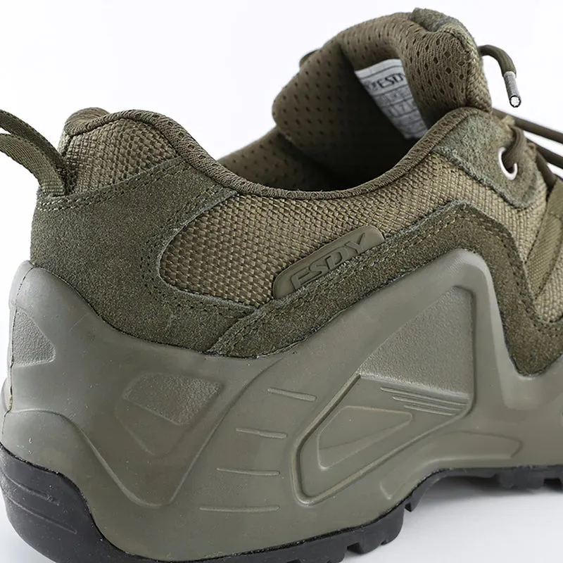 Military Combat Shoes For Men / Men's Breathable Non-slip Shoes For Climbing