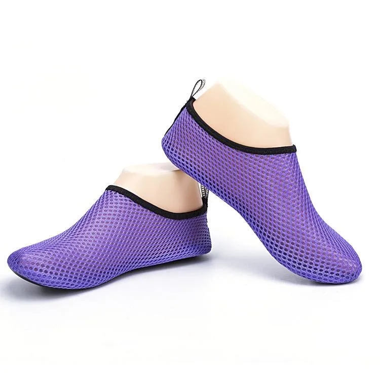 Non-Slip Mesh Diving Socks with Soft Bottom for Adults - Ideal Beach and Snorkeling Footwear