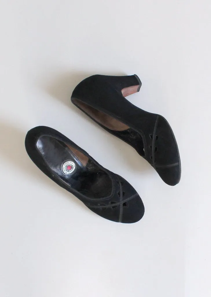 Vintage 1940s Black Suede Cut Out Pumps Size 8