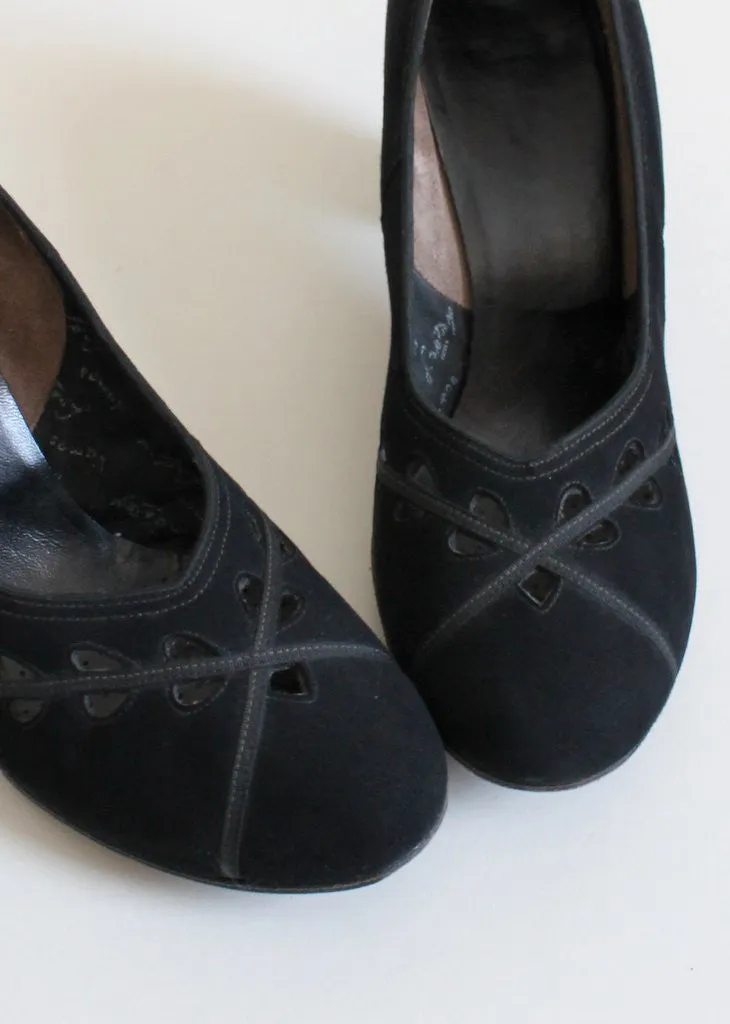 Vintage 1940s Black Suede Cut Out Pumps Size 8